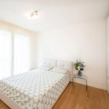 Apartment Albisano Flat