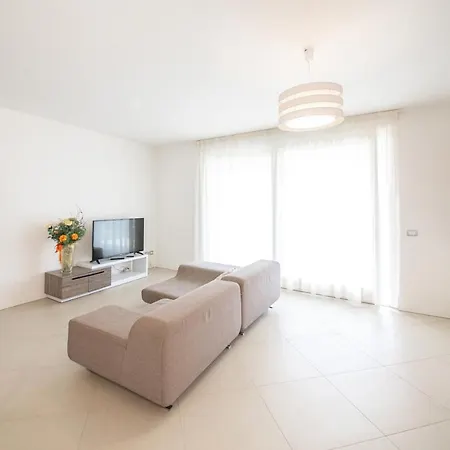 Apartment Albisano Flat